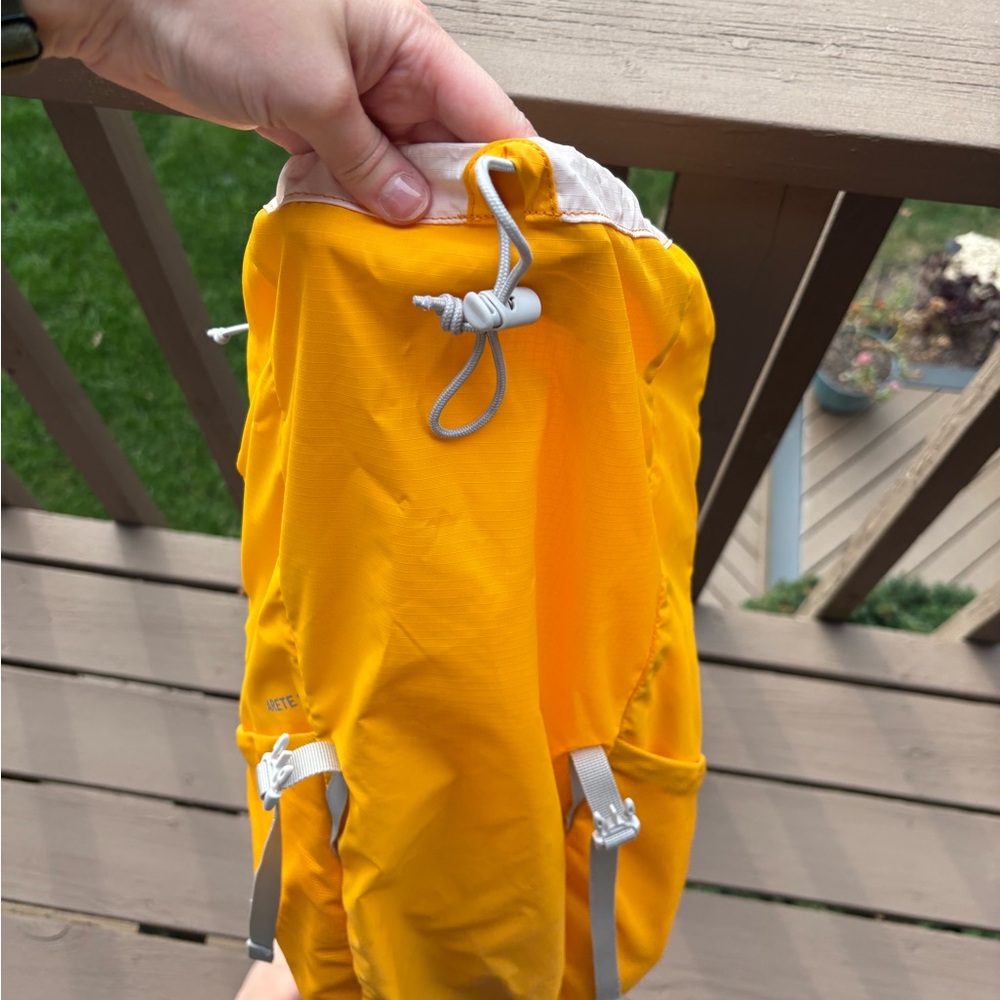 Camelbak Orange Backpack - image 7